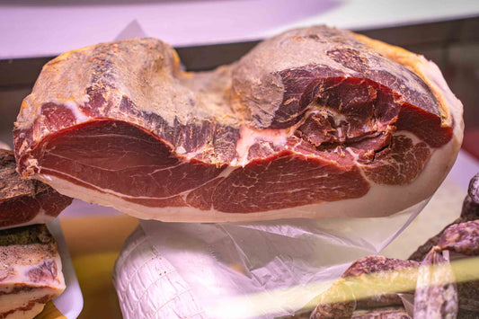 Prosciutto crudo artigianale umbro a trancio sottovuoto — Lu Pizzicarolo, Papigno
