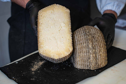 Il Capriccio del Casale — pecorino umbro stagionato artigianale — Lu Pizzicarolo, Papigno