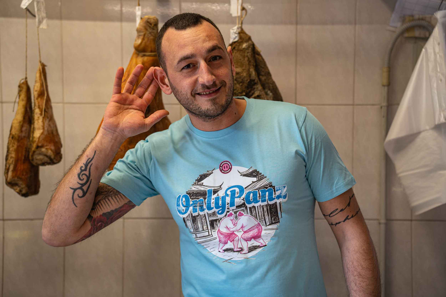 T-shirt OnlyPanz azzurra — merchandise Lu Pizzicarolo